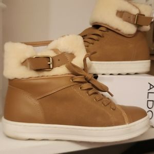 Aldo size 7.5 sneakers boots